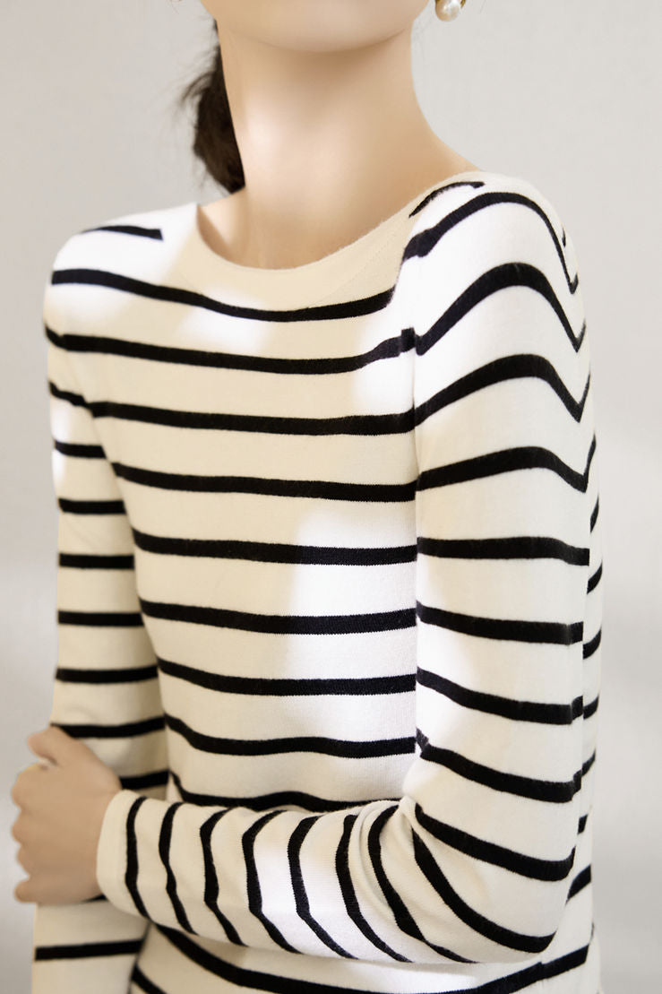 Unique Black and White Striped Long-Sleeve Knit Top