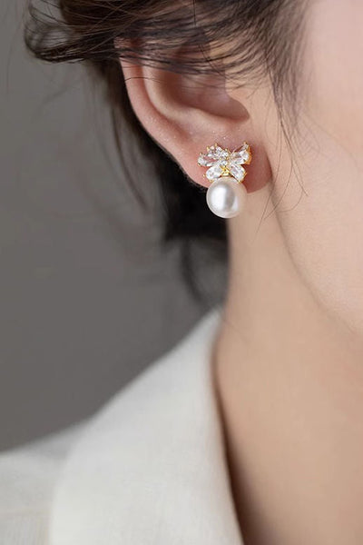 Elegant Bow Pearl Earrings