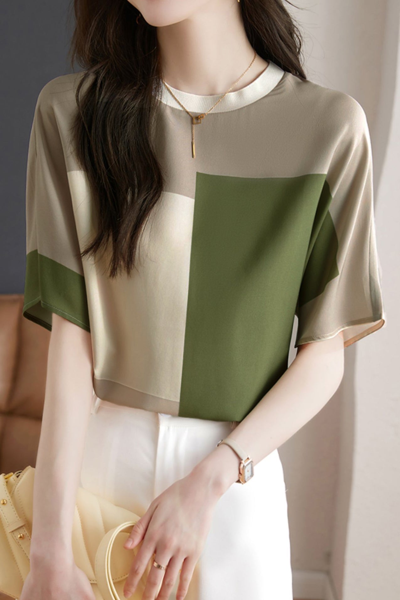 Stylish Color-blocked T-shirt