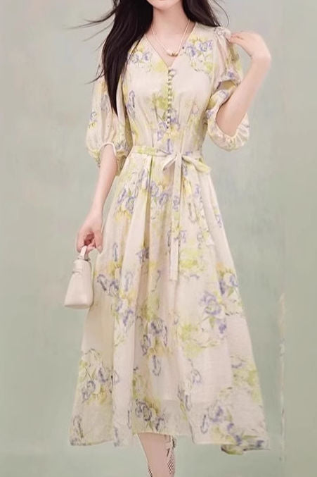 V-neck floral print dress