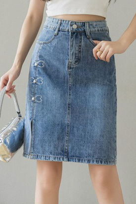 Embroidered beaded high-waisted slit denim skirt