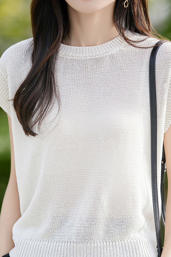 Casual flutter sleeve knit top