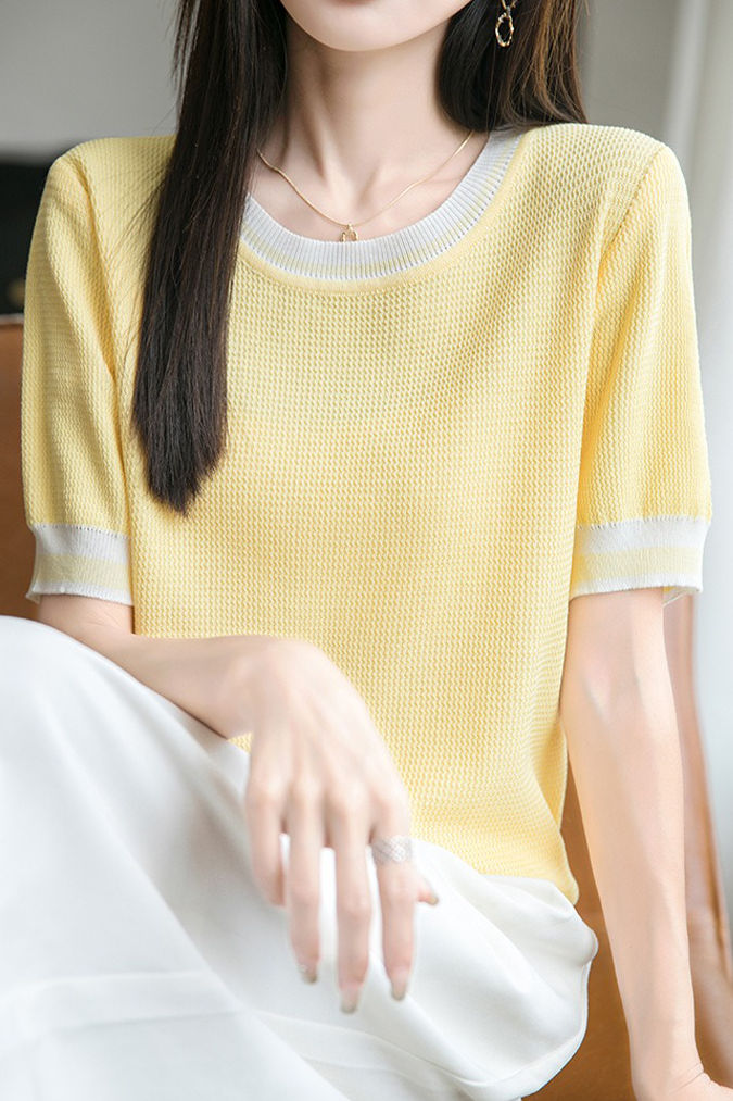 Ice silk color-blocked pullover knit top