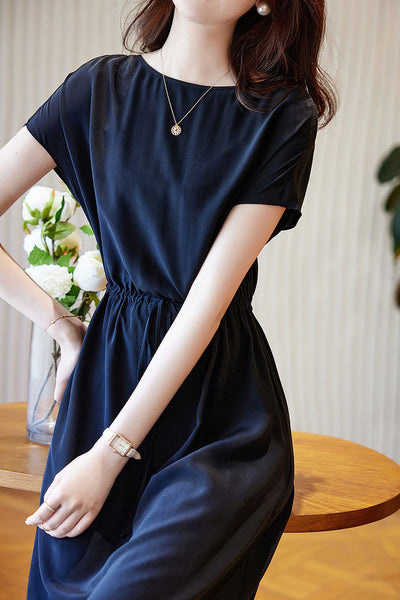 Minimalist elegant boat neck tie dress
