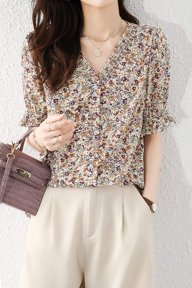 V-Neck Shirring Hem Floral Blouse