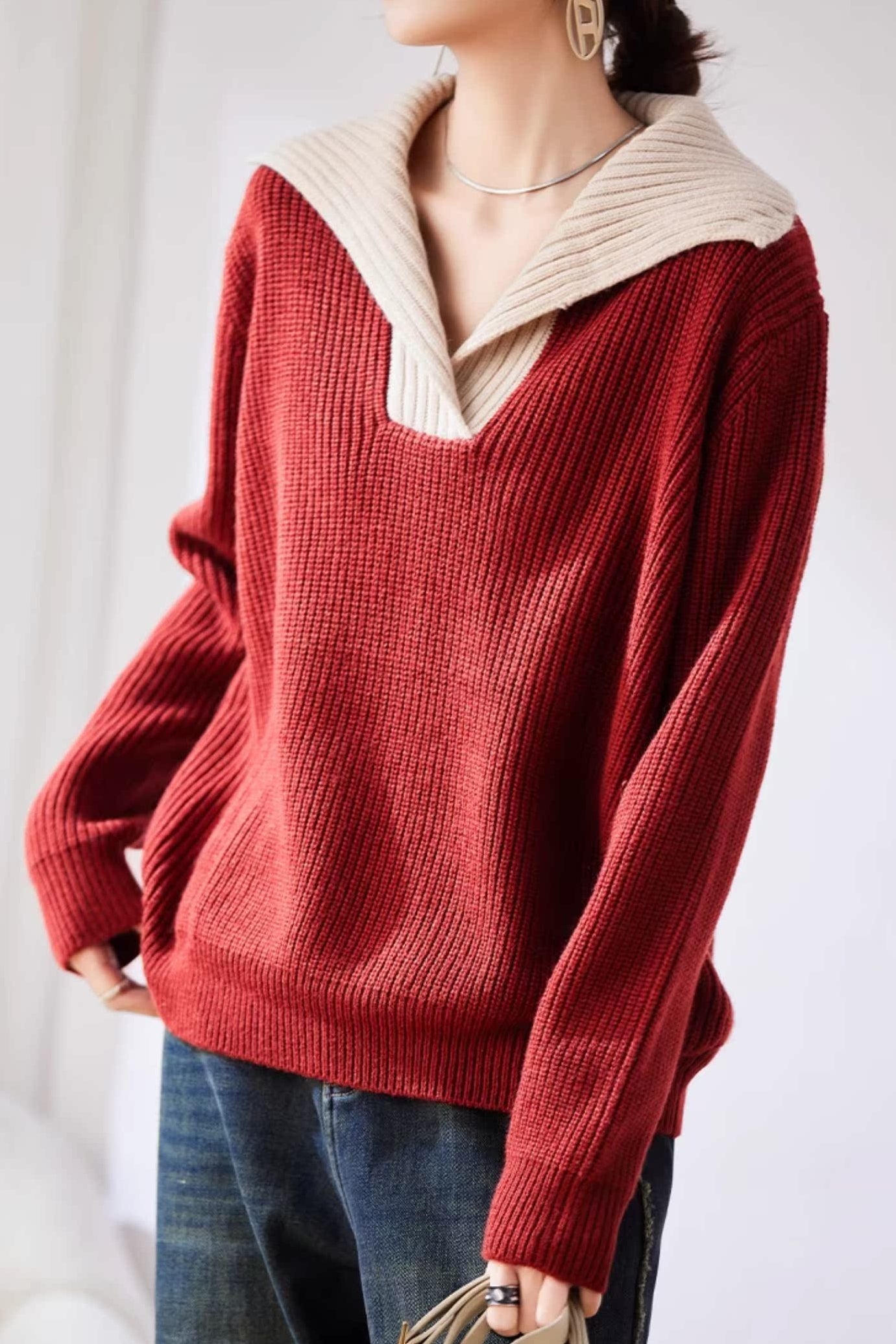 Lapel color-blocked knitted sweater