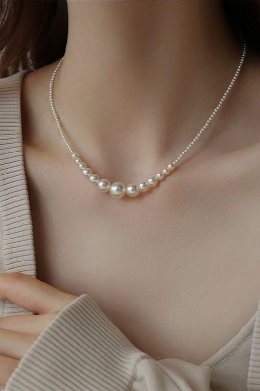 French-style gradient pearl collarbone necklace