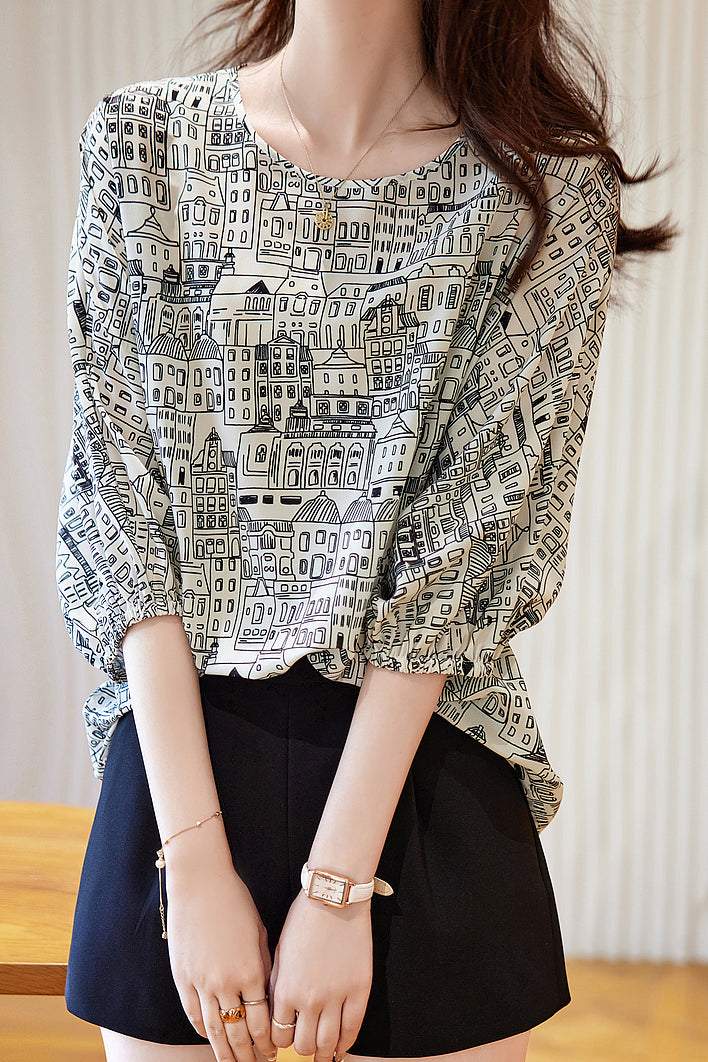 Round Neck Illustrated Print Short Sleeve Blouse