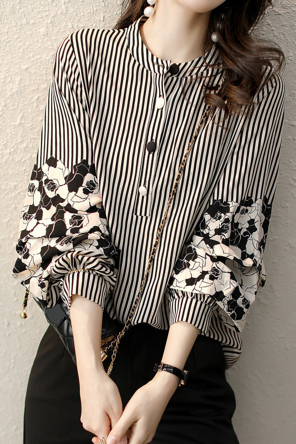 Striped lantern-sleeve shirt that is slimming and all-match