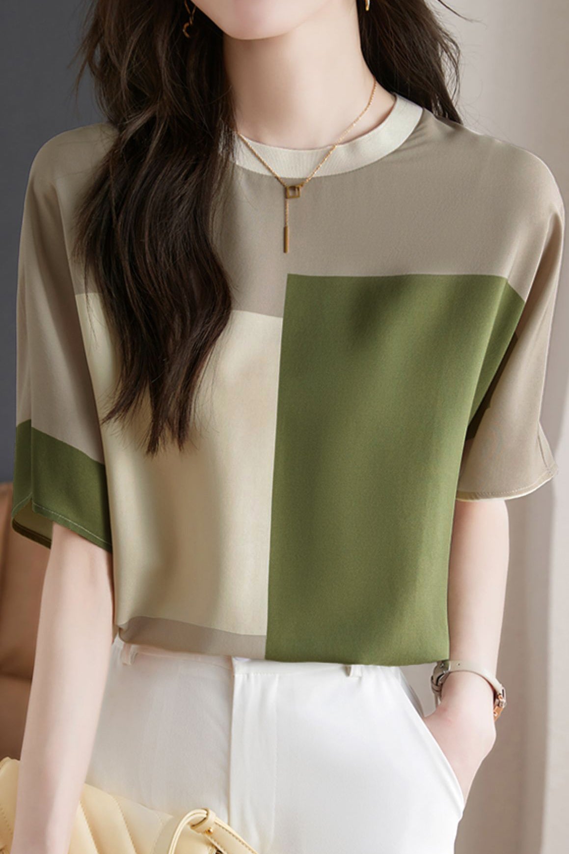 Stylish Color-blocked T-shirt